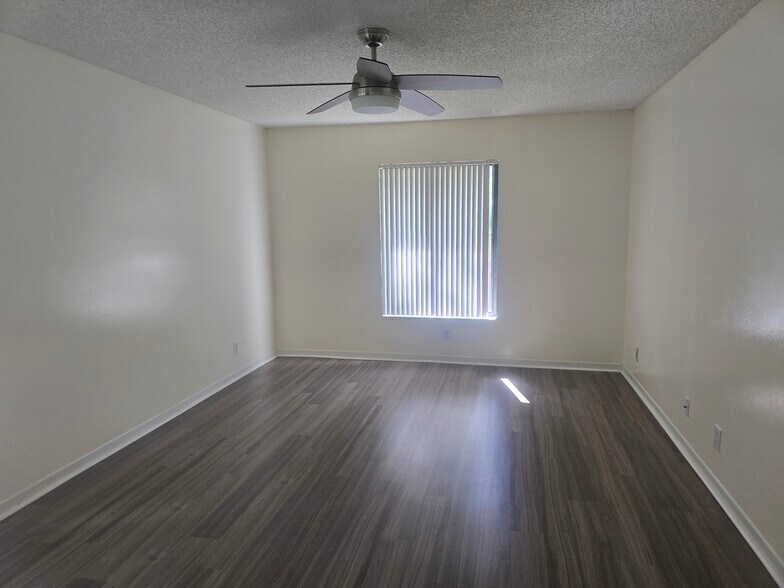 Primary Bedroom with walk-in closet - 1455 SW Silver Pine Way