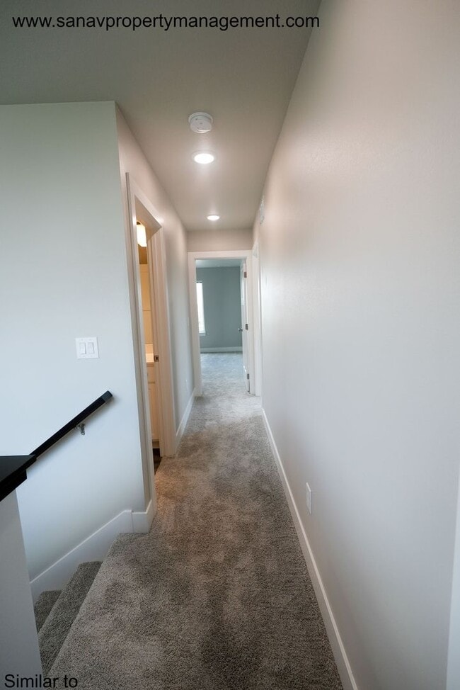 Building Photo - Move-In Special: December Rent FREE for December 1st Move-Ins Only!