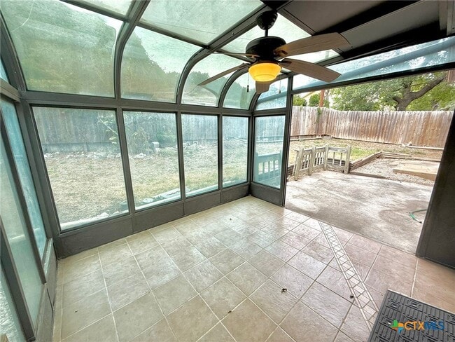 Building Photo - 103 Crestview Dr
