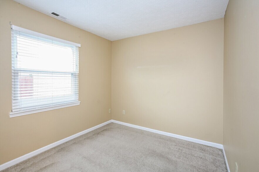 Building Photo - 1451 Rebecca Ln