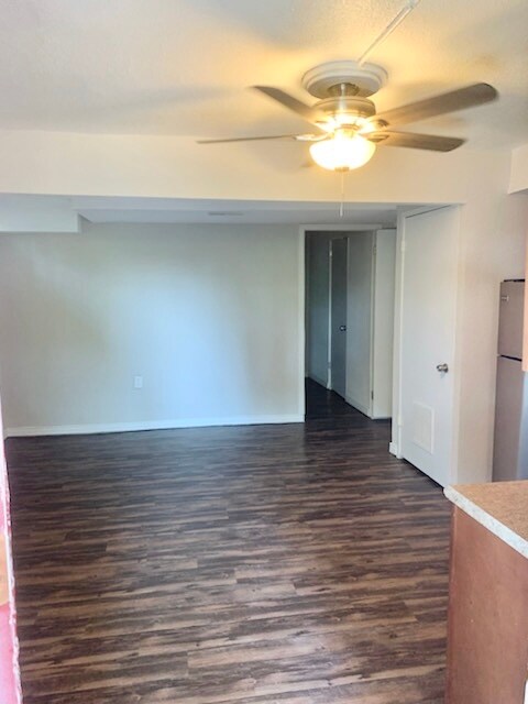 Experience the charm of this open-concept living area with stylish finishes. - Barnum Park