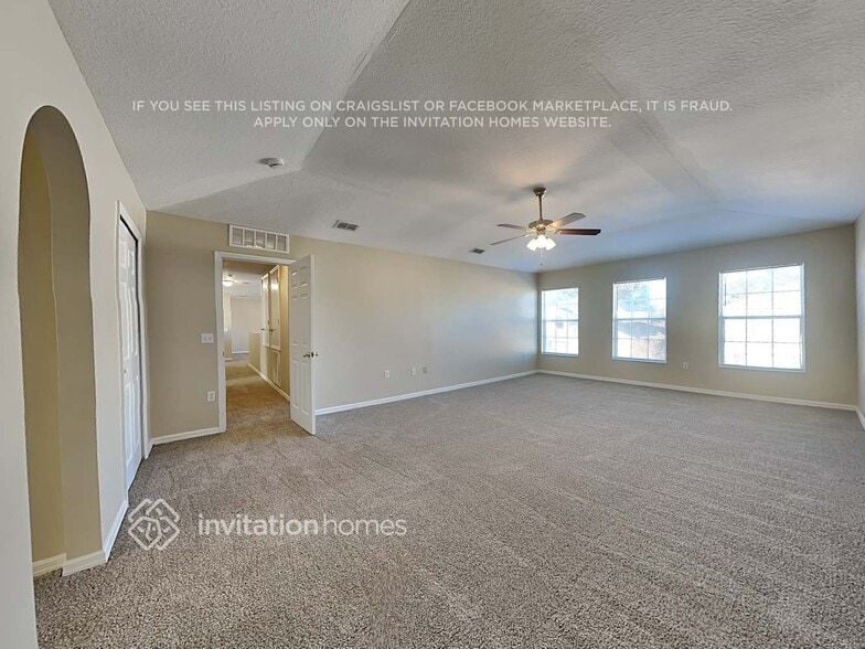 Building Photo - 356 Fish Hawk Dr