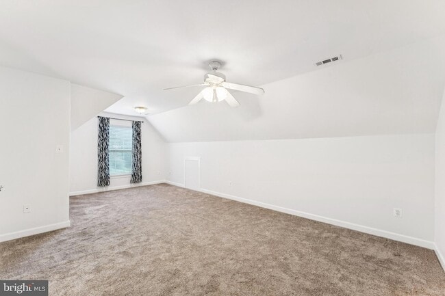 Building Photo - 109 Quail Ct