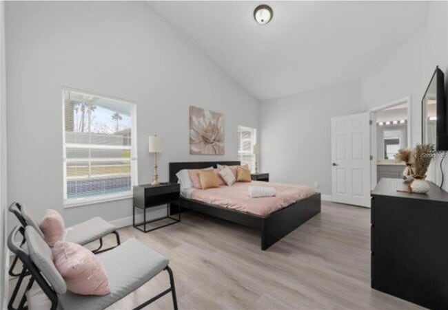 Building Photo - 437 Julliard Blvd