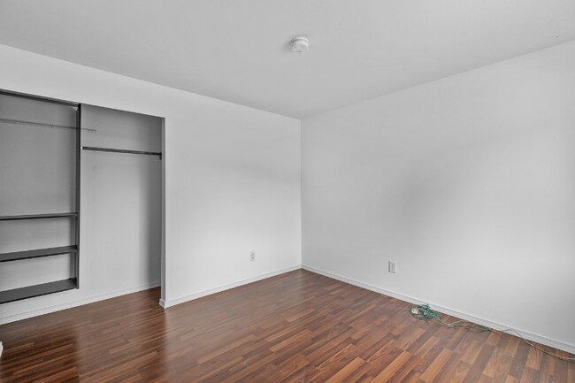 Building Photo - 29021 13th Ave S