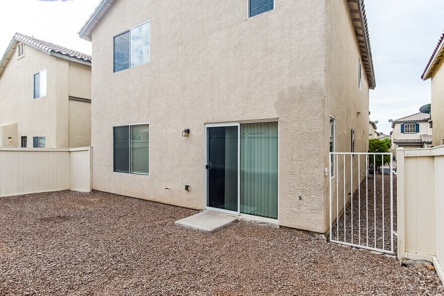 Building Photo - 6510 Abbey Door Ct