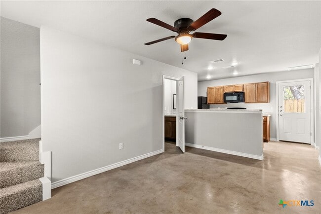 Building Photo - 304 Blair St