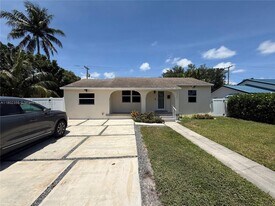 Building Photo - 6391 SW 39th St