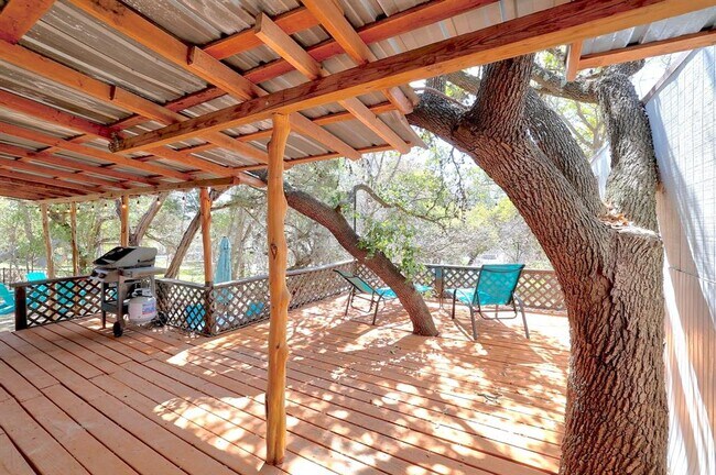 Building Photo - 17311 Whippoorwill Trail