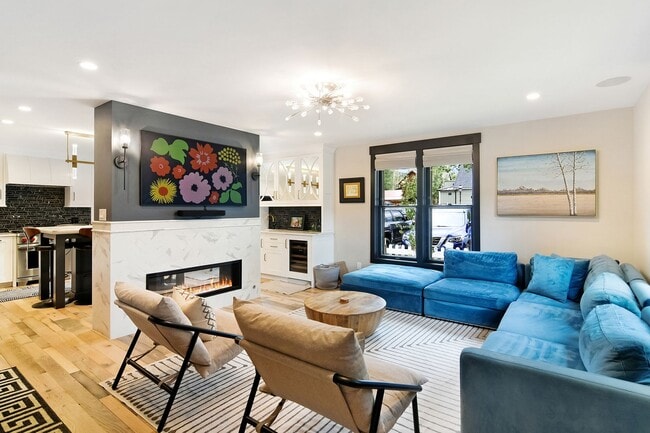 Building Photo - Summer in Downtown, historic Breckenridge! Luxury Home, Walk to Everything!