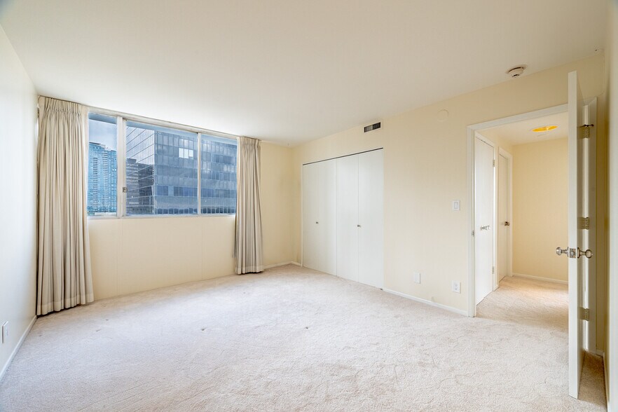 Master Bedroom - 2160 Century Park E