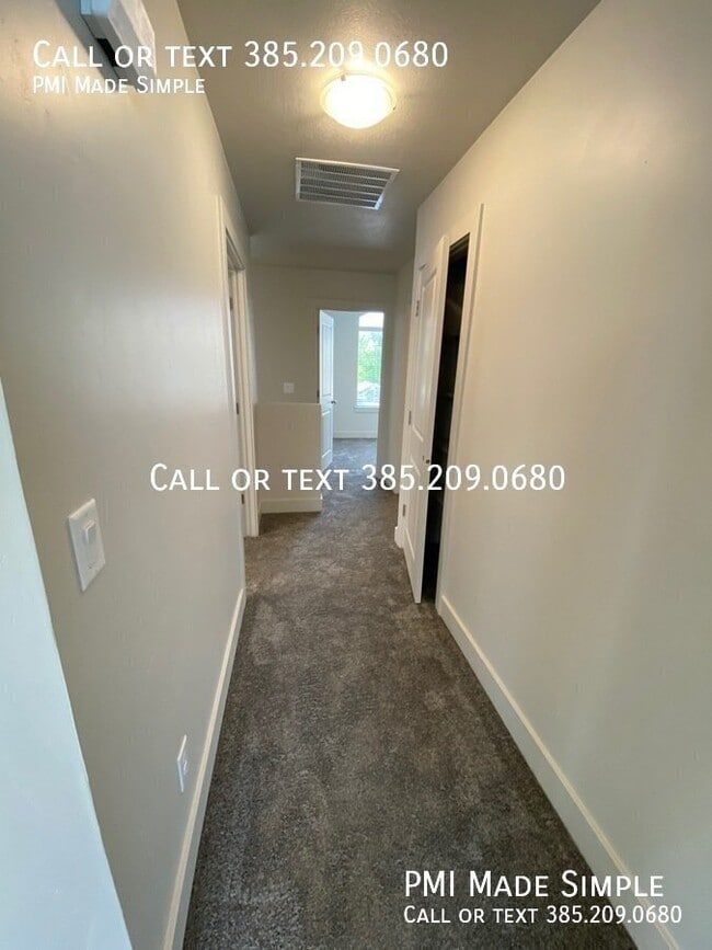 Building Photo - 1041 E 1020 S