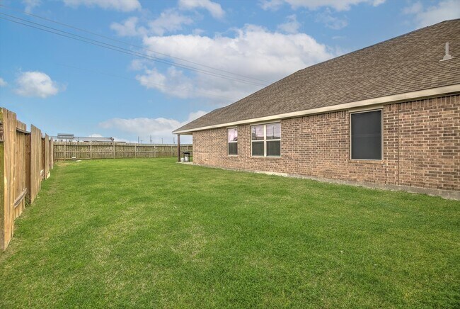 Building Photo - 3334 Tug Wy