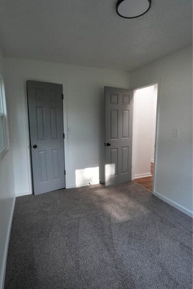 Building Photo - 24 S Galeston Ave