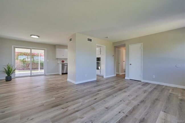 Building Photo - 786 Glenshaw Dr