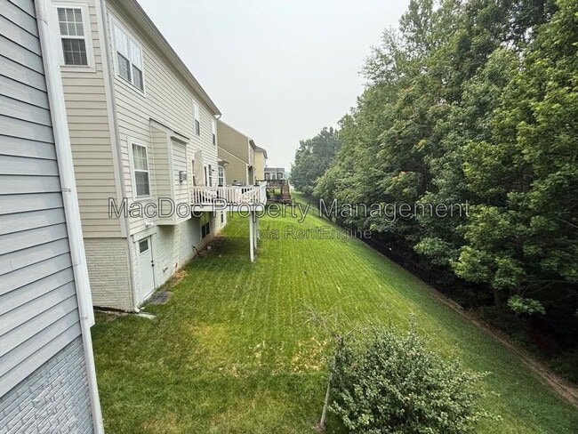 Building Photo - 1404 Graham Dr