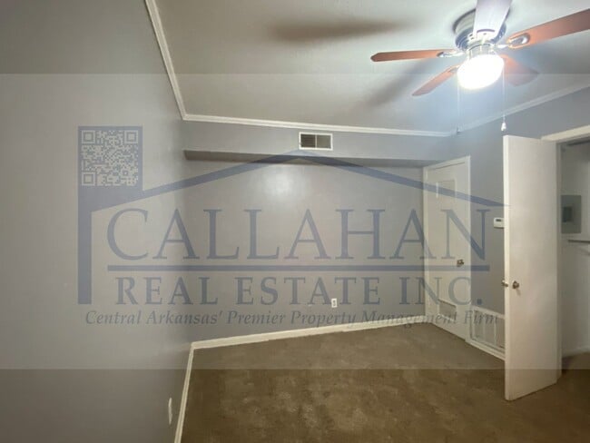 Building Photo - Midtown 1 Bedroom Condo