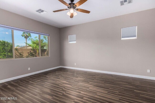 Building Photo - 13784 W Sarano Terrace