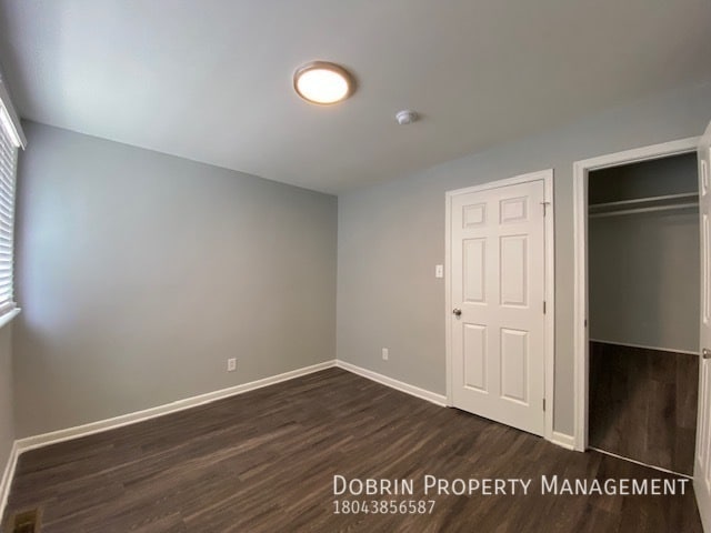 Building Photo - 1807 Bath St