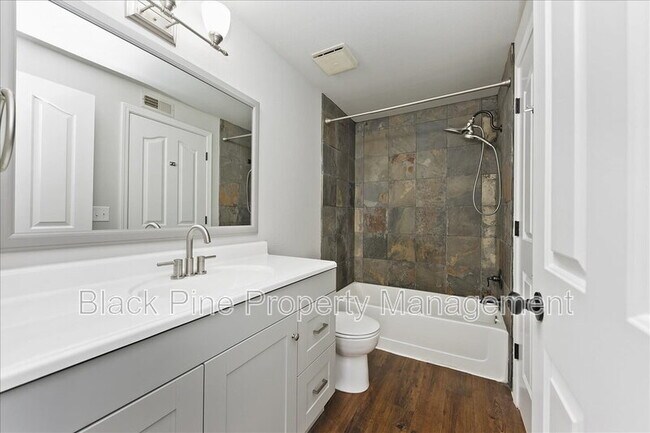 Building Photo - 3675 S Gekeler Ln