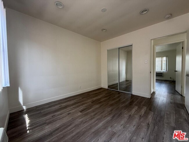 Building Photo - 13233 Oxnard St