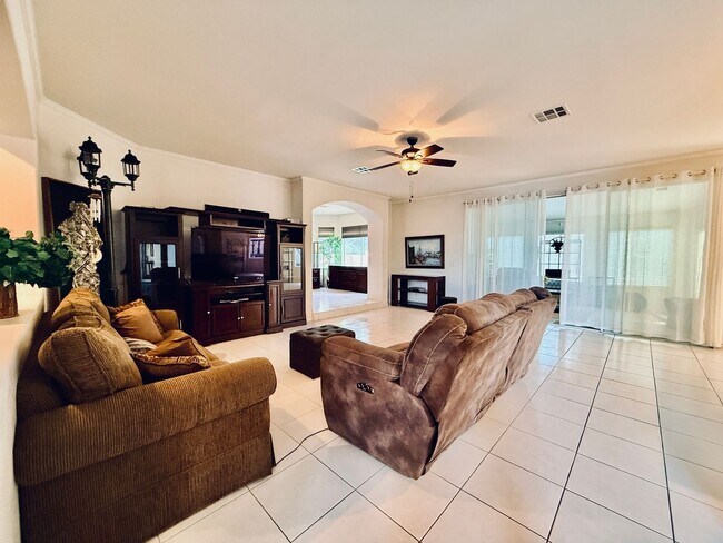 Building Photo - Partially furnished-Lovely 5 bedroom, 3 bath home in Legacy Master Series Community! $500 off fir...