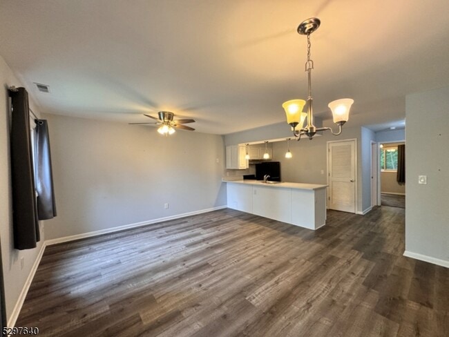 Building Photo - 2 Gunstock Dr