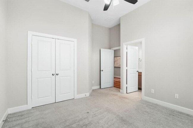 Building Photo - 3631 Hopper St