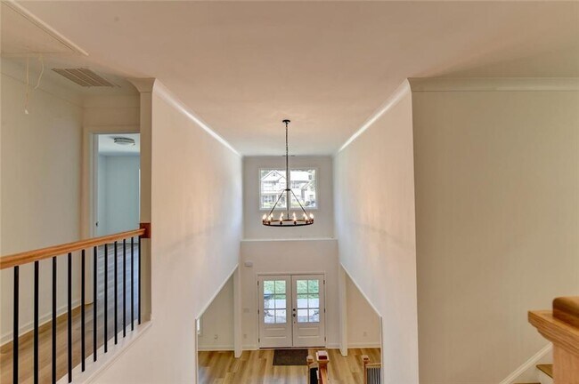 Building Photo - 9135 Fox Trail Ln
