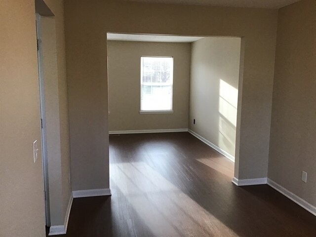 Building Photo - 2318 Lammermoor Cir