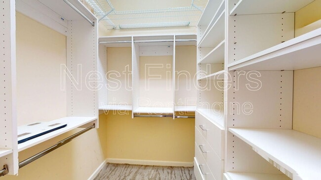Building Photo - 1334 Charter Ct