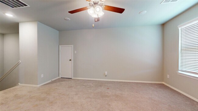 Building Photo - 24702 Crimson Pine Dr