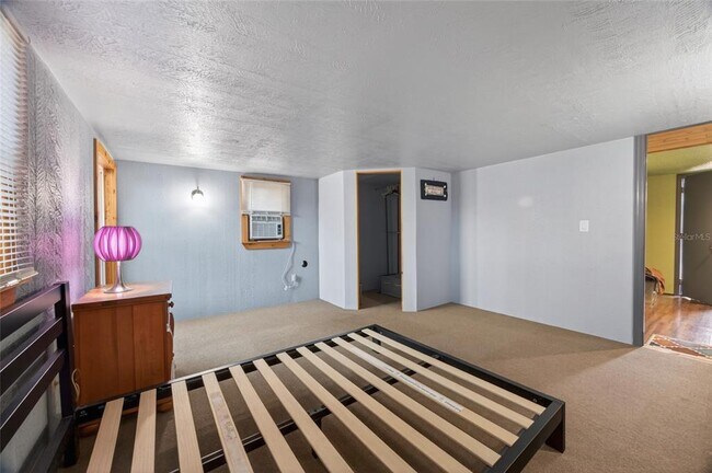 Building Photo - 7970 NE 110th Ave