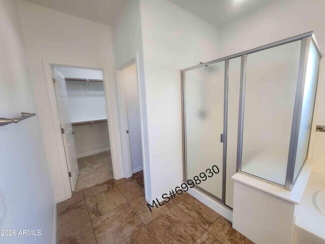 Building Photo - 7239 N 89th Dr