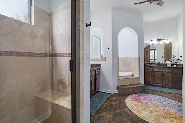 Building Photo - 15203 Lariat Trail