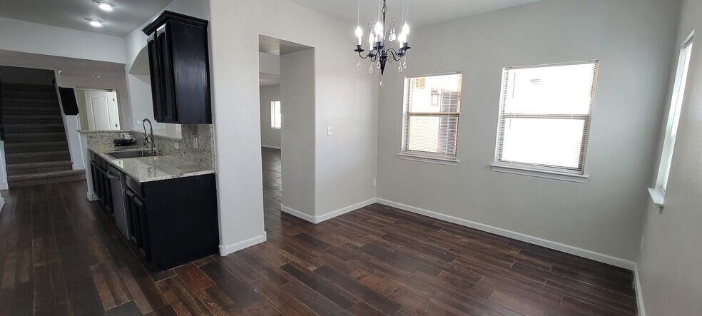 Building Photo - 3600 Tierra Bahia Dr