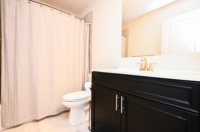 Building Photo - 522 Calvert Way