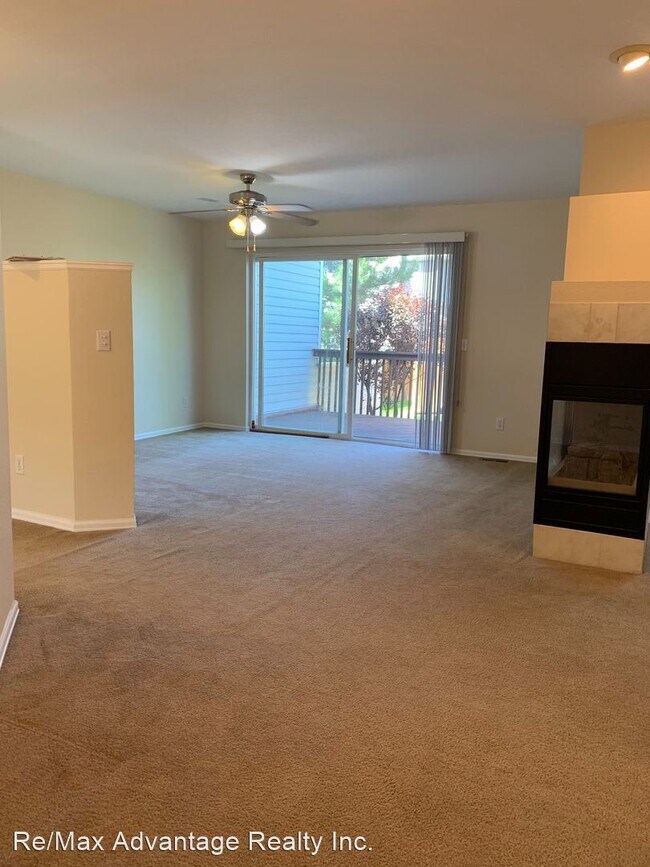 Building Photo - 3 br, 2.5 bath House - 1708 Victorian Point