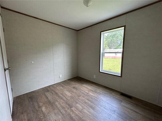 Building Photo - 9310 Scott Dairy Loop Rd S