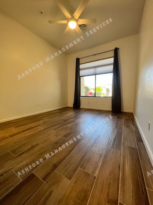 Building Photo - COME HOME TO LUXURY IN GATED GRAYHAWK GOLF...