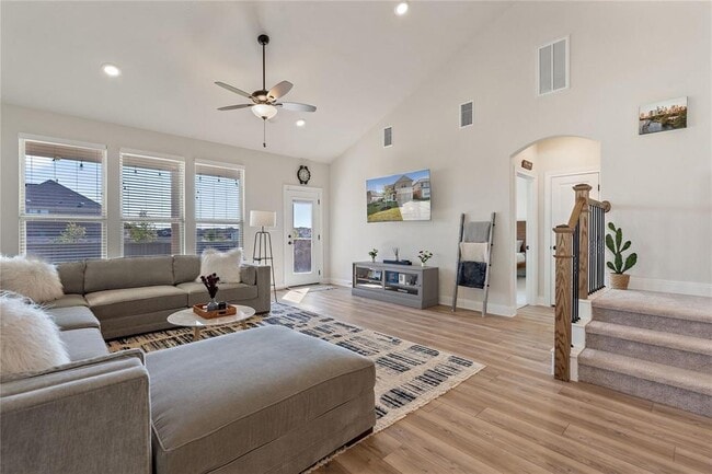 Building Photo - 156 Janelle Ln