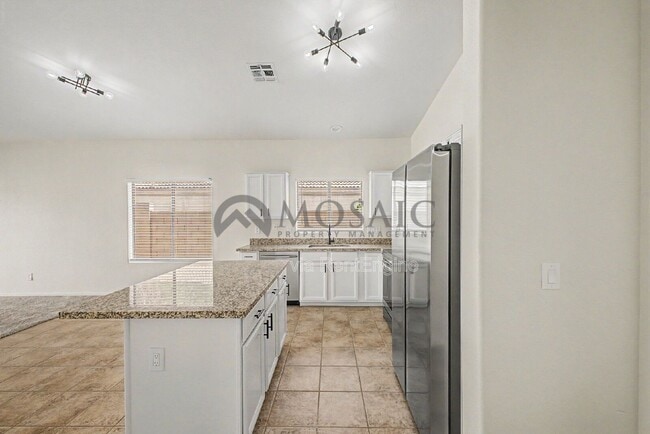 Building Photo - 1894 E Palomino Dr