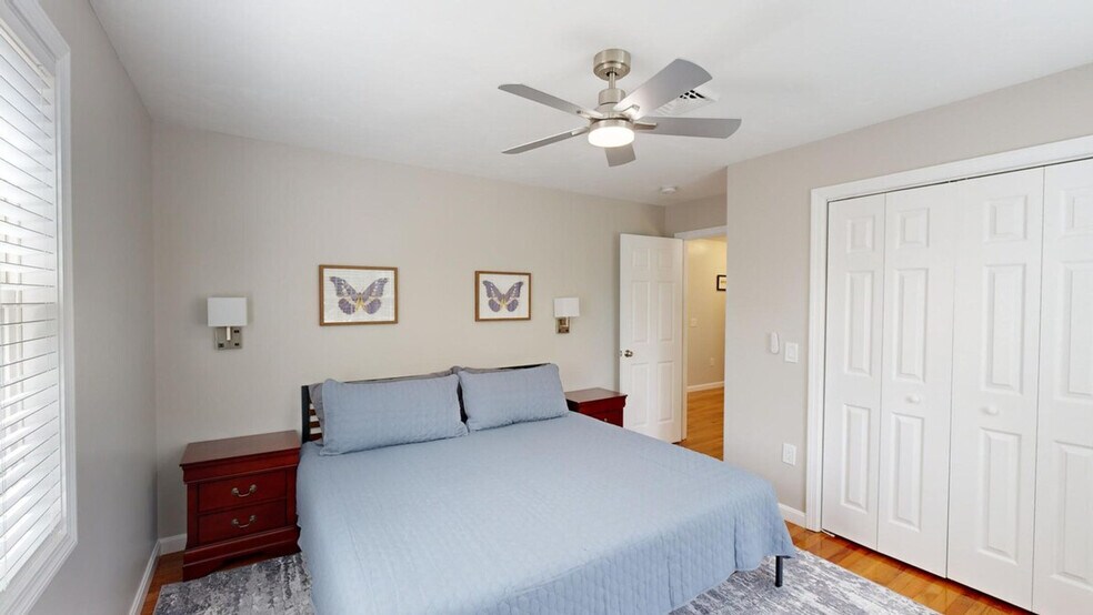 Building Photo - 9 Bates Ave