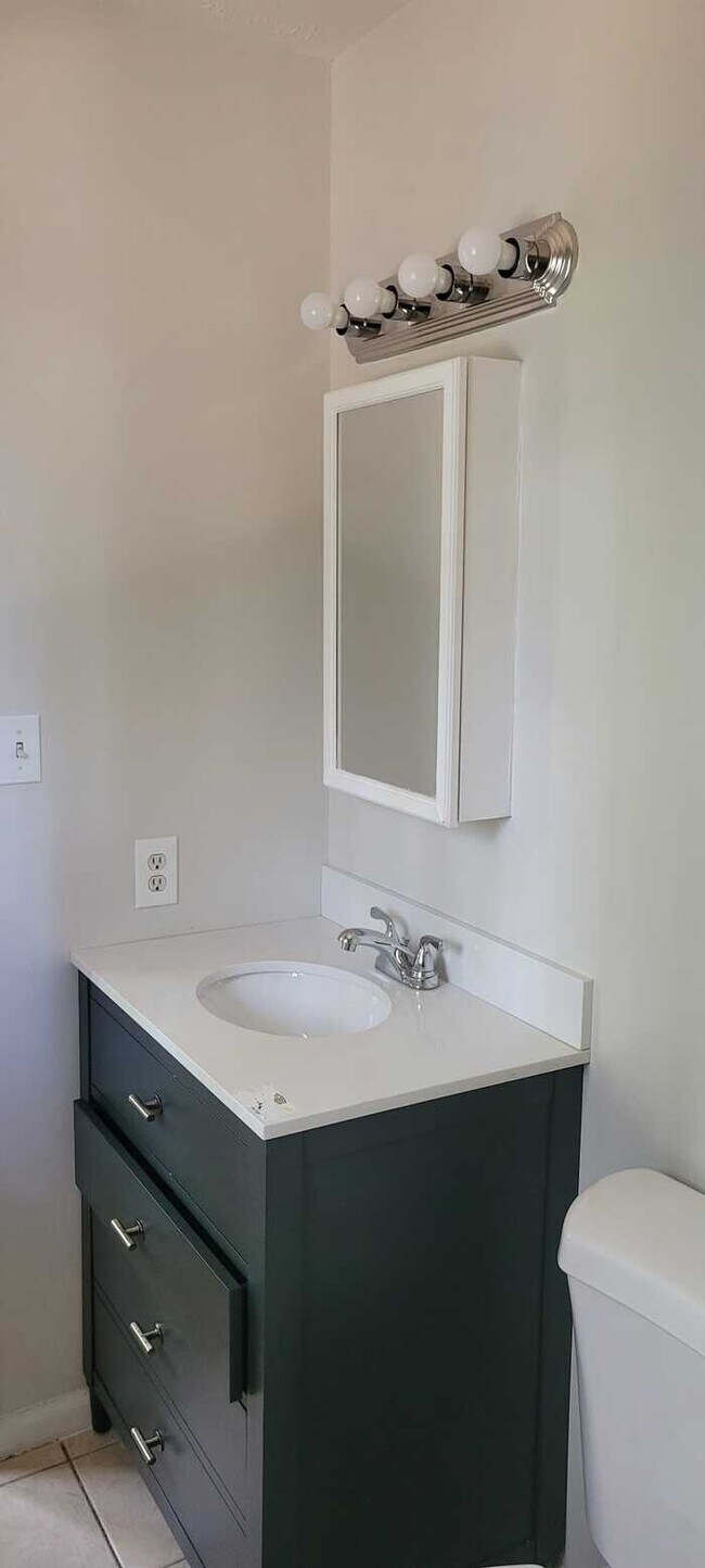 Building Photo - Three Bedroom Split Level Home/Unfinished ...