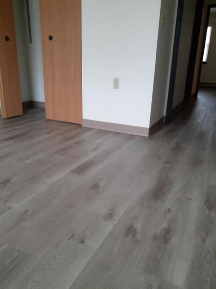 Building Photo - 6340 S 35th St