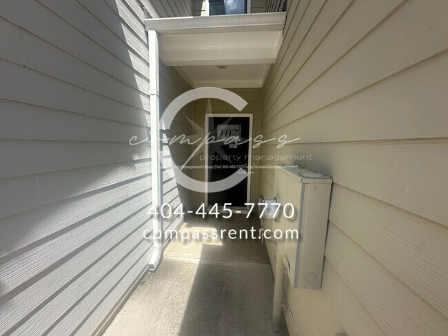 Building Photo - 107 Squarewood Ln NW