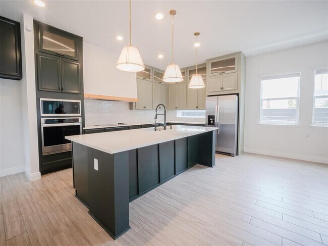 Building Photo - 6509 Rover Wy