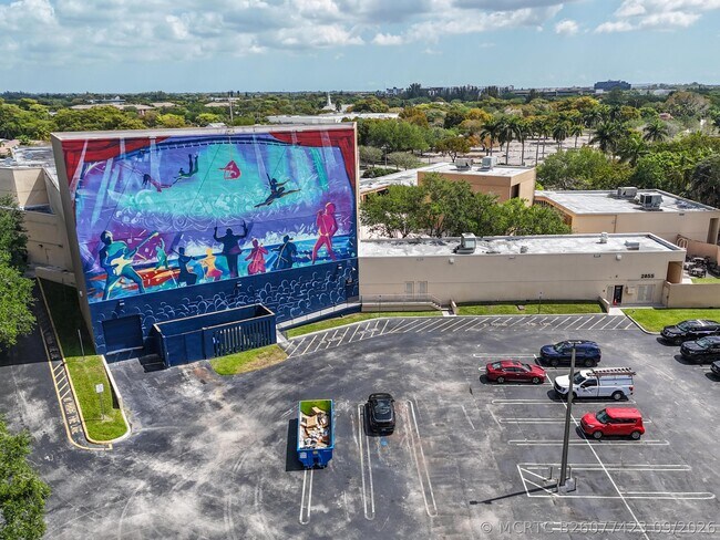Building Photo - 2590 Coral Springs Dr