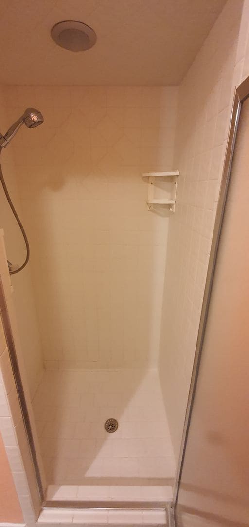 Building Photo - Spacious 2 bedroom 2 bath townhome COMING ...