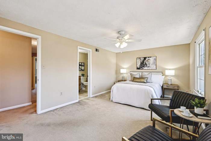 Building Photo - 5555 First Statesman Ln